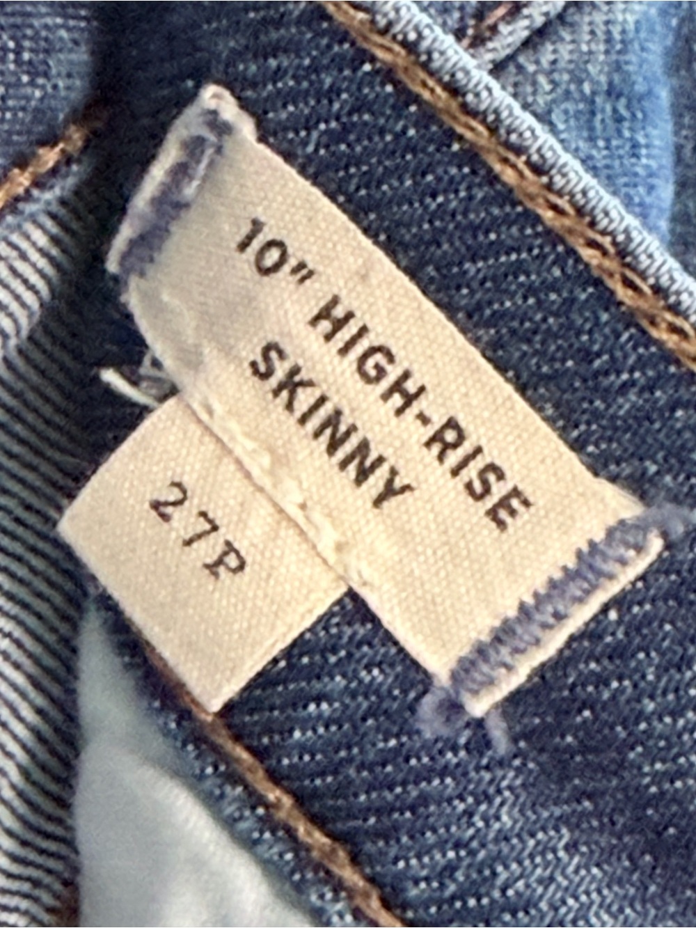 Madewell 10” High Rise Skinny Jeans in Wendover Wash TENCEL Edition - Picture 6 of 9